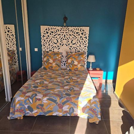 El Padre Y El Hijo D Apartman Elne Kültér fotó